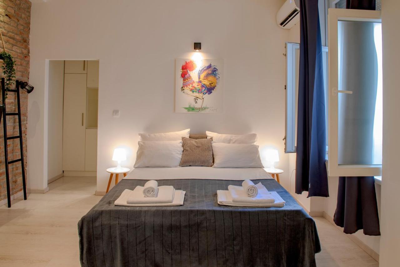 Rooster Apartments เบลเกรด ภายนอก รูปภาพ
