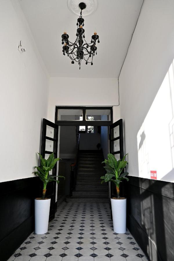 Rooster Apartments เบลเกรด ภายนอก รูปภาพ